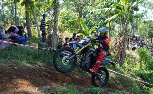 112 Bikers Honda CRF150L Ikuti Fun Trabas di Kendal Dukung Delvintor