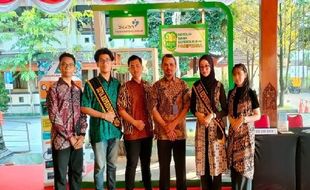 SMA Batik 1 Solo Ikut Pameran Sekolah Siaga Kependudukan