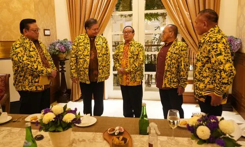 Airlangga Bertemu Ical, Akbar Tandjung & Agung Laksono, Ini yang Dibahas