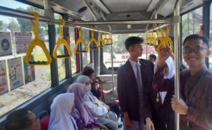 Anak Sekolah hingga Bakul Pasar Terbantu dengan BRT Trans Jateng Solo-Wonogiri