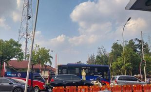 Bus BST, Moda Transportasi Umum yang Nyaman, Aman, dan Modern di Kota Solo