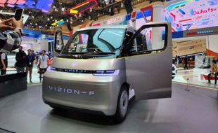 Mobil Konsep BEV Daihatsu VIZION–F Tebar Pesona di GIIAS 2023