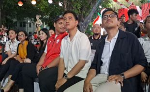 Menpora Dito Ariotedjo Ikut Nobar Piala AFF 2023 di Depan Balai Kota Solo