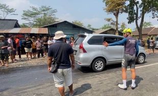 Kecelakaan Karambol di Karanganyar, Kapolres Turun Tangan Ikut Evakuasi