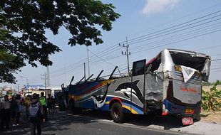 Ini Identitas Korban Meninggal dalam Kecelakaan Sugeng Rahayu Vs Eka di Ngawi