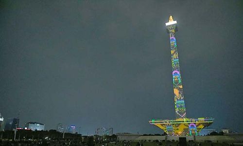 Indahnya Video Mapping & Air Mancur Menari Meriahkan HUT ke-78 RI di Monas