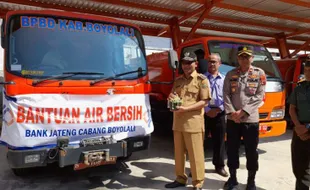 Lepas Bantuan 14 Tangki Air ke 4 Desa di Boyolali Utara, Bupati: Dihemat ya!