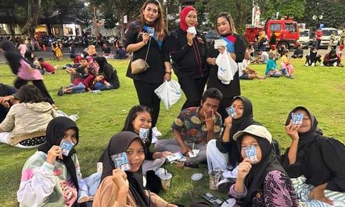 Kenalkan Tampilan Baru, QL Cosmetic Bagi-Bagi Sampel Produk Gratis di Solo