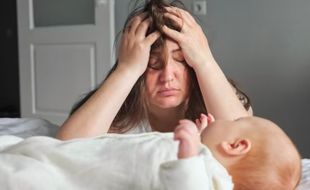 Baby Blues Berbahaya bagi Ibu dan Anak, Ini Cara Mengatasinya