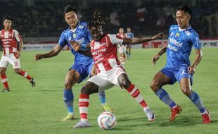 Persis Solo Menang di Manahan, Ini Komentar Leonardo Medina dan Bojan Hodak