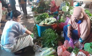 Pedagang Ngeluh Sepi, Jekek Yakin Pasar Tradisional Wonogiri Masih Potensial