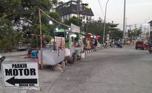 Curhat PKL Simpang Lima Boyolali, Omzet Turun Drastis sejak Parkir Ditertibkan