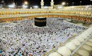 Ini Perbedaan Biaya Umrah Reguler & Backpacker