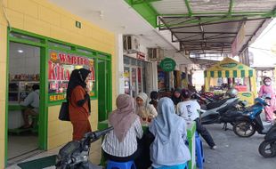 Makin Menjamur di UMS, Warteg Jadi Penyelamat Mahasiswa dalam Urusan Perut