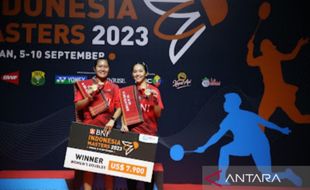 Menang Dua Gim Langsung, Lanny/Ribka Melaju ke 16 Besar Indonesia Masters