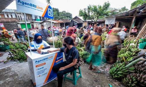 Layani Kredit Kece dan Umi, Agen BRILink Turut Dorong Warga Kembangkan Usaha