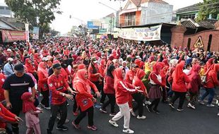 Pembukaan Perdana CFD Kartasura, Jl Slamet Riyadi Dibanjiri Warga