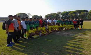 Dandim Cup 2023, 9 Tim Sepak Bola U-13 Saling Jegal di Stadion Taruna Sragen