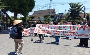 Mahasiswa di Salatiga Gelar Demo, Soroti Pengelolaan TPS, Sewa Kios, hingga PSN