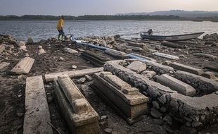 Penampakan Makam Lama Muncul di Waduk Gajah Mungkur Wonogiri saat Kemarau