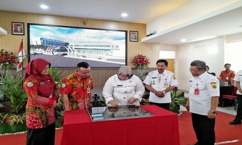 Resmikan Aula RSSP Sragen, Bupati Yuni Mendadak Beri Pengarahan Tertutup