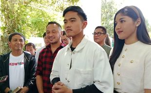 Kaesang Pilih Temani Istri Lanjut S2 di AS, Batal Maju Pilkada 2024?