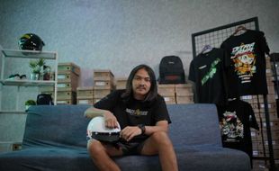 Bermodal Semangat, Pemuda Solo Sukses Kembangkan Brand Clothing Khusus Racing