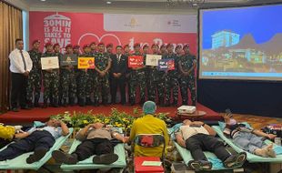 80 Peserta Ikuti Donor Darah di The Sunan Hotel Solo