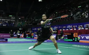 Meski Kondisi Tak Fit, Gregoria Mampu Lolos ke 16 Besar Hong Kong Open 2023