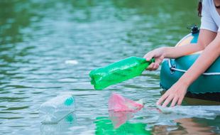 Pemkot Pekalongan Siagakan Tim Jaga Kali, Cegah Aksi Buang Sampah ke Sungai