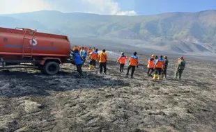 Alhamdulillah, Kebakaran Lahan di Gunung Bromo Berhasil Dipadamkan