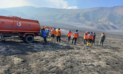 Alhamdulillah, Kebakaran Lahan di Gunung Bromo Berhasil Dipadamkan