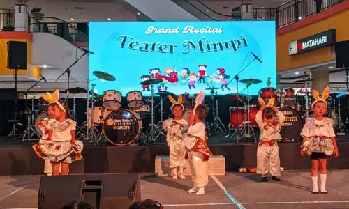 Gilang Ramadhan Studio Gelar Konser Bertajuk Teater Mimpi di Solo Grand Mall