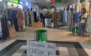 Omzet Anjlok, Sejumlah Pedagang Tanah Abang Minta TikTok Shop Ditutup