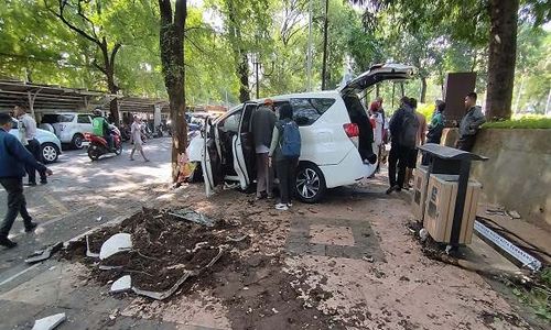 Innalillahi, Pelajar Tertabrak Innova di Taman Indonesia Kaya Meninggal