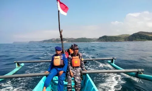 Tim SAR Tutup Operasi Pencarian 8 Nelayan yang Hilang di Laut Blitar