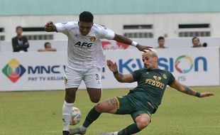 Persik Kediri Vs Persikabo 1973 Penuh Drama, 5 Gol Tercipta