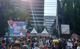 Meriah! Warga Goyang Bareng di Pesta Perpisahan Ganjar Pranowo