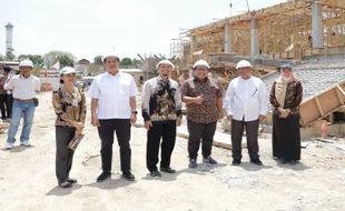 Pimpinan DPRD Solo Cek Proyek Drainase & Taman Cerdas Panularan