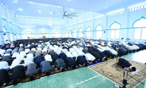 Peringatan 100 Tahun Pondok Gontor Ditandai dengan Penulisan Mushaf Al-Qur'an