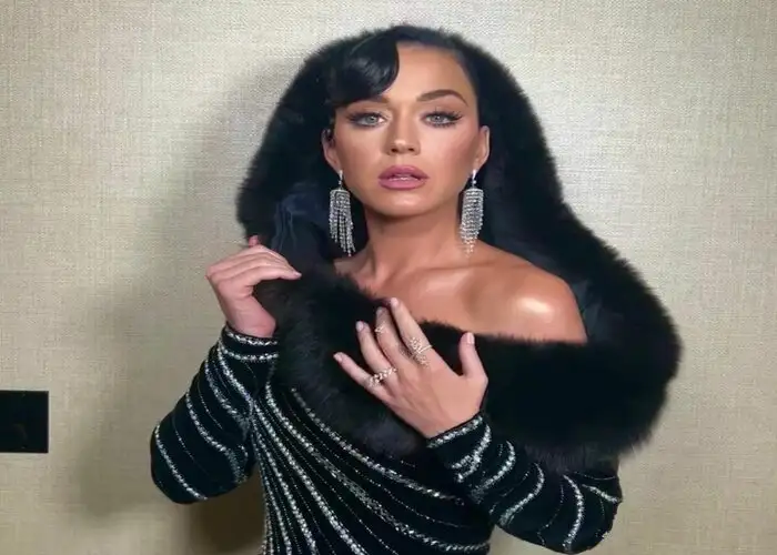 Katy Perry Nyaris Alami Insiden saat Konser, Ini Penyebabnya