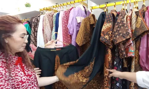 Misi Pemilik Batik Sandra Karyani Bawa Batik ke Pasar Dunia