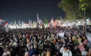 Selawat Bersama Habib Zaidan, Alun-alun Klaten Berubah Jadi Lautan Manusia