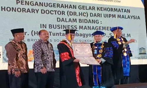 Tuntas Subagyo Dapat Gelar Doktor Honoris Causa dari UIPM Malaysia