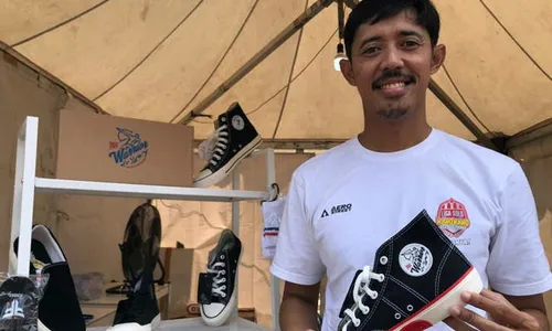 Cara Sepatu Warrior Bertahan di Tengah Kepungan Brand Impor