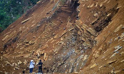 Penemuan Batuan Diduga Cagar Budaya Masa Prasejarah di Padang Pariaman