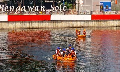 Seru! Lomba Dayung Peringati Hari Sumpah Pemuda di Bendung Tirtonadi Solo