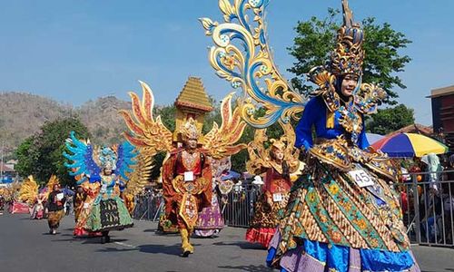 Semarak Karnaval Batik Wonogiren, Tampilkan Warna-warni Batik Khas Wonogiri