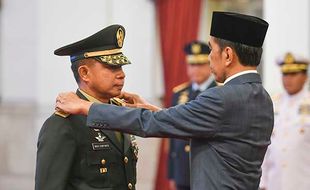 Jokowi Lantik Letjen Agus Subiyanto Jadi KSAD Gantikan Dudung Abdurachman