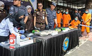 BNN Musnahkan Barang Bukti Narkotika Jenis Sabu-sabu dan Ganja